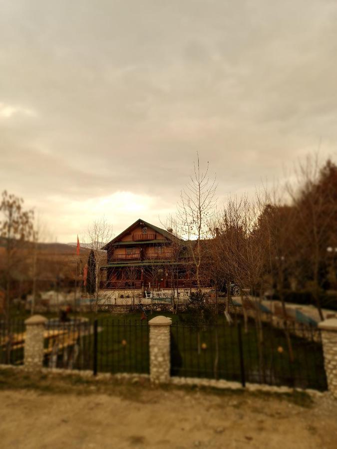 Hotel Sofra Kolonjare Agroturizem Erseke Exterior foto